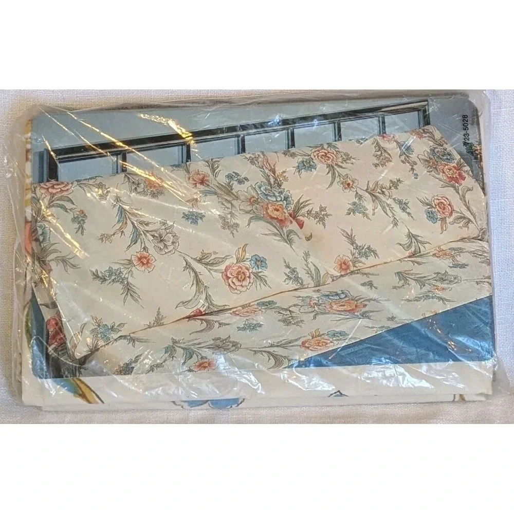 NOS Queen Pillowcases Set Of 2 Percale Floral JC Penney Mystic Harbor Linens Vtg